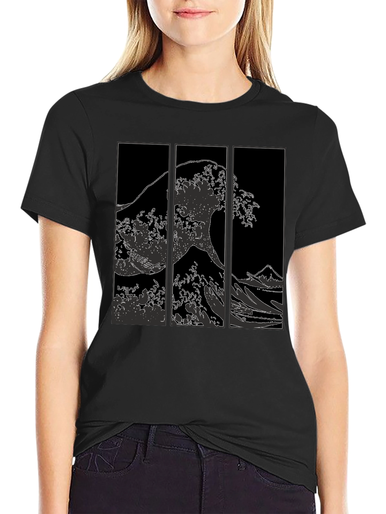 Great Wave T-Shirt - Stylish Black Graphic Tee